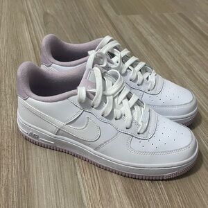 Custom Nike Air Force 1 (doesn’t come with a box)